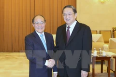 Vietnam’s top legislator meets with CPPCC leader