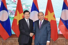 Lao PM visits Vietnam, co-chairs inter-governmental committee’s session