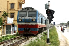 Gov't considers giving Vietnam Railways back to Transport Ministry