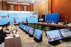 ASEAN, China laud bilateral trade-investment growth despite pandemic