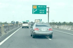 HCM City-Long An province roads to be widened