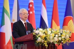 Top Vietnamese leader affirms maintaining peaceful, stable, cohesive and united ASEAN region