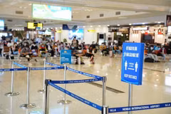 Hanoi orders people returning from Da Nang fill in health declarations