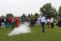 Friendly golf tourney marks 45th year of Vietnam-Germany ties