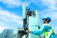 Vietnamese tech firms export more 5G devices 