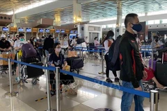 More than 210 Vietnamese citizens brought home from Indonesia