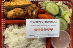 Vietnamese in UK support local health staff in fight against COVID-19 