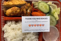 Vietnamese in UK support local health staff in fight against COVID-19 
