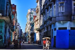 Havana street by Nguyen Viet Thanh 