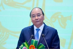 PM requests banking sector to ensure capital for production, business 