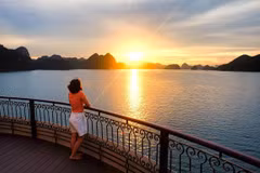 Weekend gala night raises curtain on Quang Ninh’s tourism promotion drive