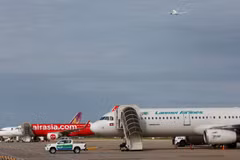 Airlines gradually resume flights to Cambodia