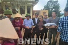 Vietnamese in Malaysia, UK busy raising fund for flood victims in central region