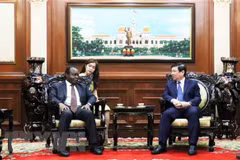 HCM City ready to boost ties with Angola, Armenia 