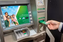 Vietcombank honoured with Visa’s prestigious prizes