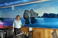 Paint Vietnam in London, a self-taught painter puts nostalgia on walls
