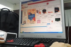 Handling fake goods on e-commerce platforms