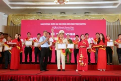 Outstanding blood donors honoured in Hanoi