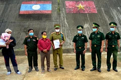 Lao patient handed over after medical treatment 