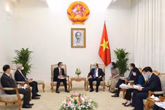 PM urges Thai group to expand investment in Vietnam 