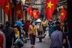 Financial Times praises Vietnam’s COVID-19 offensive model 