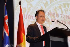 Ambassador urges Vietnamese students in Australia to stay united amid COVID-19