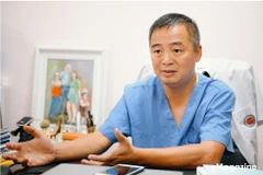 Hanoi Medical University Hospital experts help treat COVID-19 patients