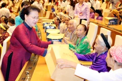  Heroic Vietnamese Mothers are “silent soldiers”: NA Chairwoman 
