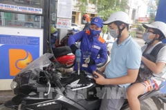Petrol prices rise after eight cuts