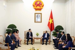PM pledges optimal conditions for Samsung’s hi-tech projects