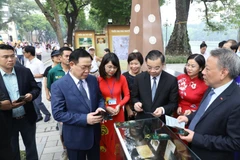 Exhibition spotlights Hanoi’s historical milestones