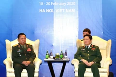 ASEAN 2020: Defence ministers of Vietnam, Laos meet in Hanoi