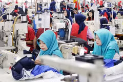 Indonesia: 400,000 workers in footwear industry lose jobs due to COVID-19