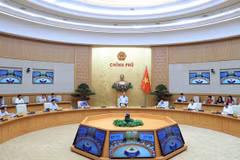PM chairs meeting on development of key EZs