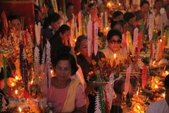 Khmer people in Soc Trang celebrate Sene Dolta festival