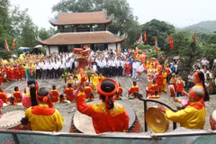 Doi Son pagoda festival in Ha Nam province