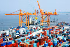 Vietnam’s exports likely to hit 239 billion USD this year