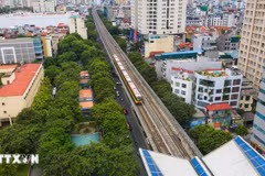 Train runs on Nhon-Hanoi Station metro line (Photo: VNA)