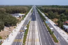 My Phuoc-Tan Van road is 62km long with 10 lanes connecting industrial parks in Binh Duong. - Illustrative image (Photo: VNA)