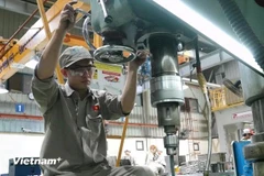 Technology application is essential to emissions reduction (Photo: VietnamPlus)