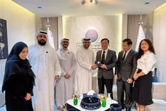 At a working session with leaders of TRENDS Research and Advisory (Photo: VNA)