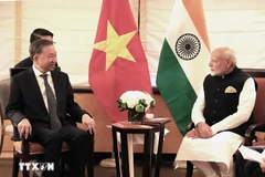 Party General Secretary and State President To Lam (left) and Indian Prime Minister Narendra Modi meets in New York on September 23. (Photo: VNA)