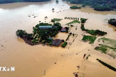 Flooding in Thuong Am commune in Son Duong district in the northern province of Tuyen Quang. (Photo: VNA)