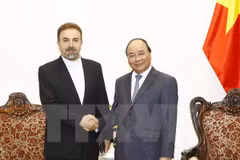 Prime Minister greets Iranian diplomat 