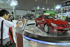 Automobile sales slump in April