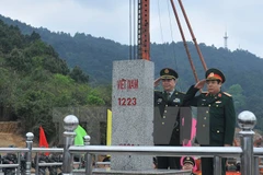 Vietnam-China land border committee convenes seventh session 