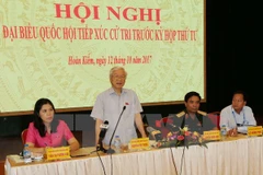 Voters praise anti-corruption efforts at meeting with Party leader