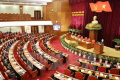 Party Central Committee’s 5th meeting issues three resolutions on economy