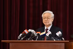 Party Central Committee issues three resolutions on economic issues