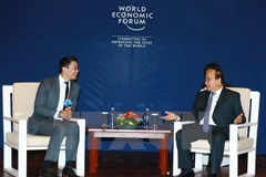 PM receives WEF, AIIB, Cisco leaders